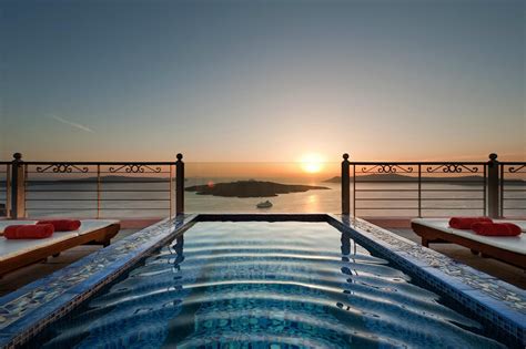 Nefeles Suites .